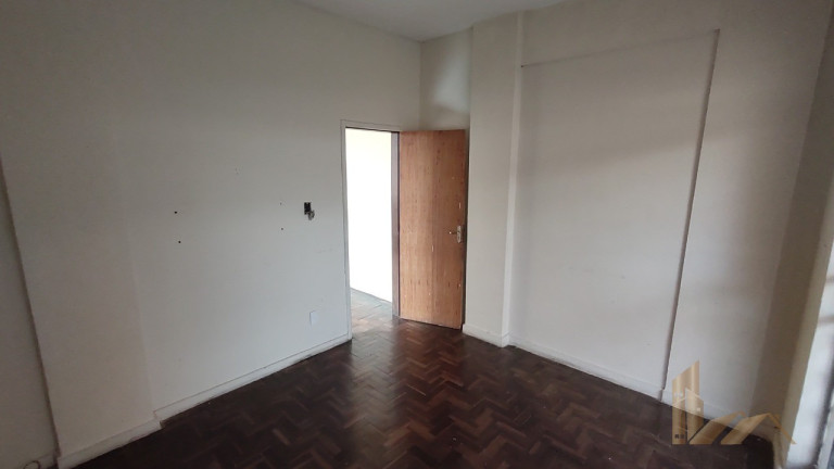 Imagem Casa com 4 Quartos à Venda, 200 m² em Piratininga (venda Nova) - Belo Horizonte Imagem Casa com 4 Quartos à Venda, 200 m² em Piratininga (venda Nova) - Belo Horizonte