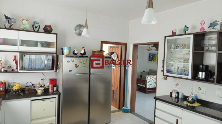 Imagem Casa com 4 Quartos à Venda, 261 m² em Pântano Do Sul - Florianópolis