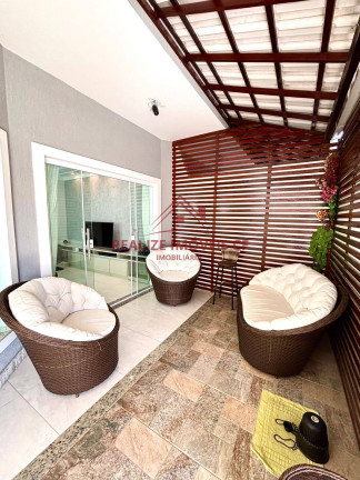 Imagem Casa com 2 Quartos à Venda, 75 m² em Caminho De Búzios - Cabo Frio