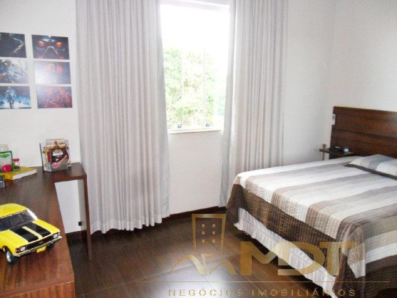 Imagem Casa com 5 Quartos à Venda, 400 m² em Trevo - Belo Horizonte Imagem Casa com 5 Quartos à Venda, 400 m² em Trevo - Belo Horizonte