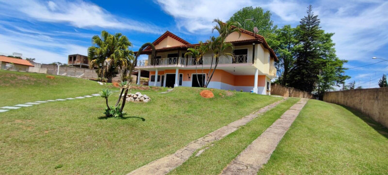 Imagem Casa com 8 Quartos à Venda, 2.000 m² em Jardim Estância Brasil - Atibaia Imagem Casa com 8 Quartos à Venda, 2.000 m² em Jardim Estância Brasil - Atibaia