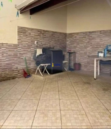 Imagem Sobrado com 3 Quartos à Venda, em Vila Mineirão - Sorocaba Imagem Sobrado com 3 Quartos à Venda, em Vila Mineirão - Sorocaba
