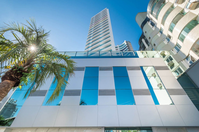 Imagem Apartamento com 2 Quartos à Venda, 63 m² em Centro - Itajaí