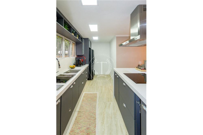 Imagem Casa com 3 Quartos à Venda, 204 m² em São Paulo Imagem Casa com 3 Quartos à Venda, 204 m² em São Paulo