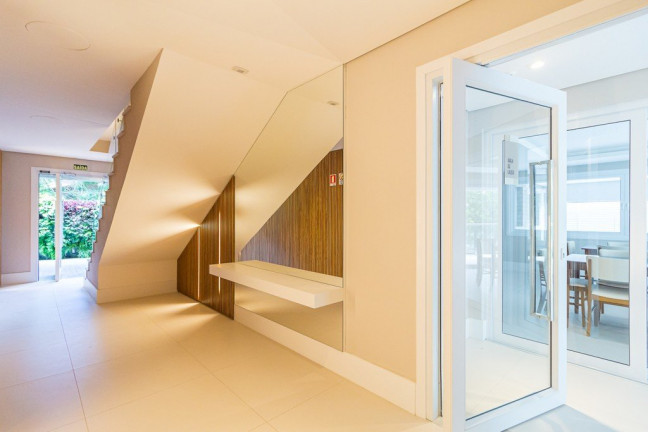 Imagem Apartamento com 3 Quartos à Venda, 353 m² em Tristeza - Porto Alegre Imagem Apartamento com 3 Quartos à Venda, 353 m² em Tristeza - Porto Alegre