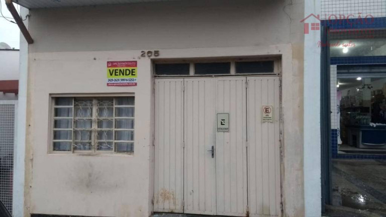 Casa com 2 Quartos à Venda, 157 m² em Centro - Salto