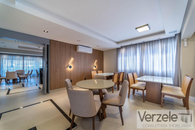 Imagem Apartamento com 3 Quartos à Venda, 179 m² em Estados - Balneário Camboriú Imagem Apartamento com 3 Quartos à Venda, 179 m² em Estados - Balneário Camboriú