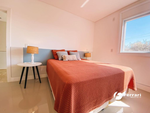 Imagem Casa de Condomínio com 5 Quartos à Venda, 380 m² em Centro - Xangri-lá