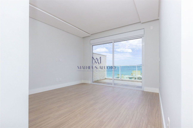 Imagem Apartamento com 3 Quartos à Venda, 190 m² em Bombas - Bombinhas
