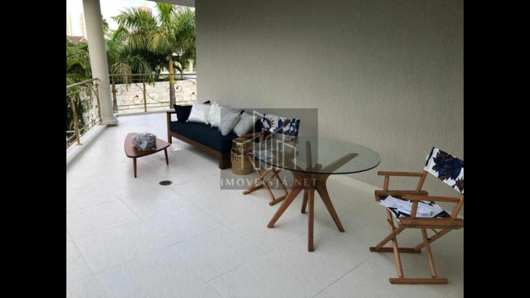Imagem Casa com 4 Quartos à Venda, 685 m² em Alphaville - Santana De Parnaíba Imagem Casa com 4 Quartos à Venda, 685 m² em Alphaville - Santana De Parnaíba