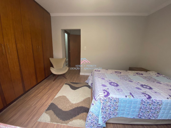 Imagem Casa com 3 Quartos à Venda, 220 m² em Vila Liberdade - Jundiaí Imagem Casa com 3 Quartos à Venda, 220 m² em Vila Liberdade - Jundiaí