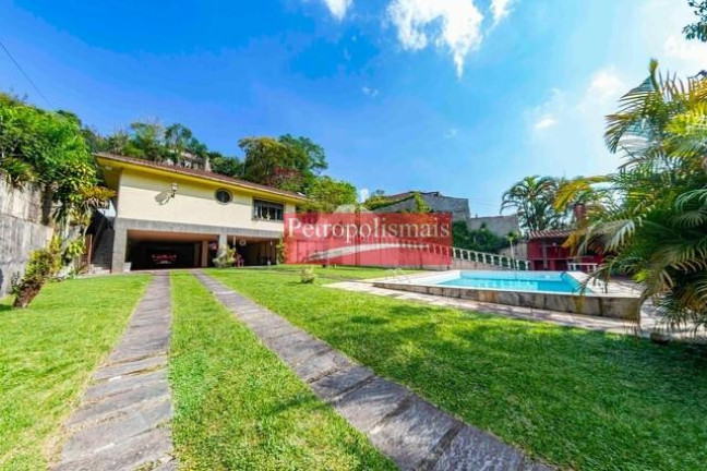 Casa com 4 Quartos à Venda, 263 m² em Quitandinha - Petrópolis