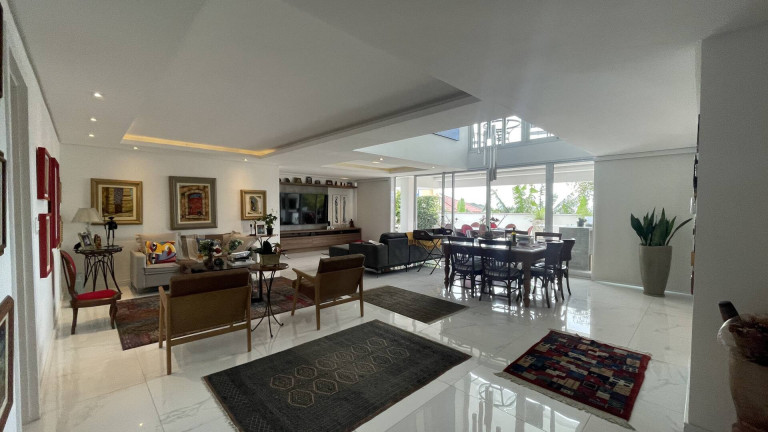 Imagem Apartamento com 4 Quartos à Venda, 240 m² em Canasvieiras - Florianópolis