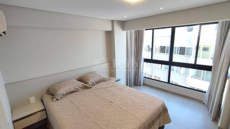 Imagem Apartamento com 3 Quartos para Alugar, 131 m² em Centro - Balneário Camboriú