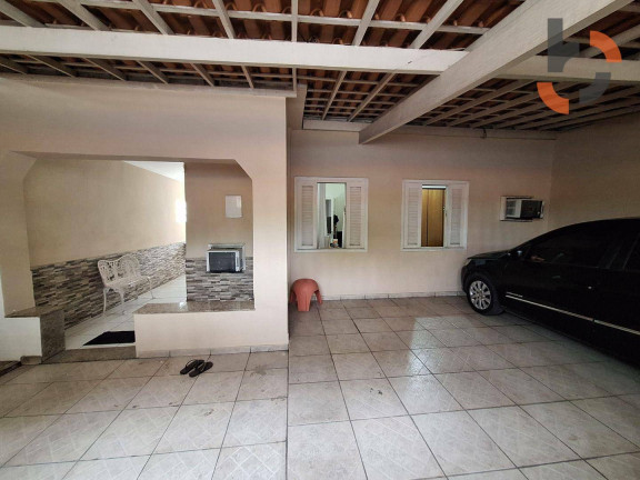 Casa com 3 Quartos à Venda, 197 m² em Caonze - Nova Iguaçu