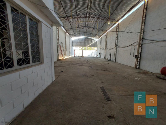 Imagem Galpão para Alugar, 750 m² em Freguesia (jacarepaguá) - Rio De Janeiro