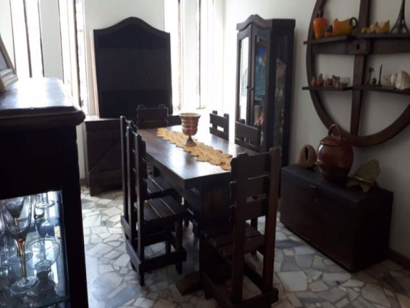 Imagem Casa com 4 Quartos à Venda, 355 m² em Candeal - Salvador Imagem Casa com 4 Quartos à Venda, 355 m² em Candeal - Salvador