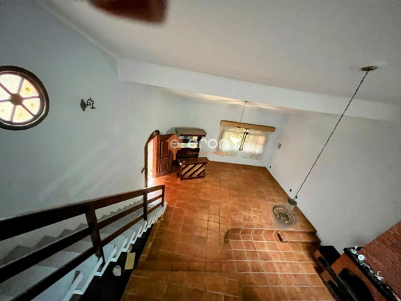 Imagem Casa com 3 Quartos à Venda, 261 m² Imagem Casa com 3 Quartos à Venda, 261 m²