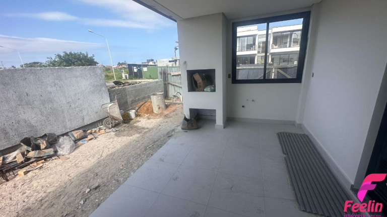 Imagem Casa com 3 Quartos à Venda, 180 m² em Campeche - Florianópolis Imagem Casa com 3 Quartos à Venda, 180 m² em Campeche - Florianópolis