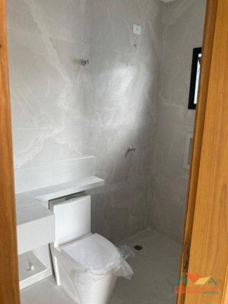 Imagem Sobrado com 4 Quartos à Venda, 180 m² em Balneário Copacabana - Caraguatatuba