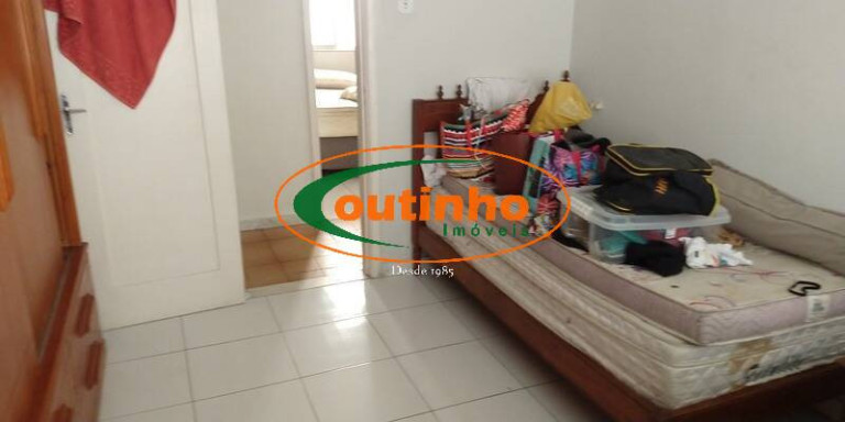 Imagem Apartamento com 4 Quartos à Venda, 240 m² em Tijuca - Rio De Janeiro Imagem Apartamento com 4 Quartos à Venda, 240 m² em Tijuca - Rio De Janeiro