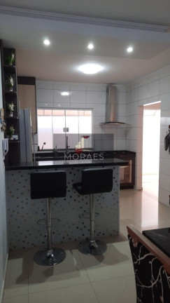 Imagem Casa com 3 Quartos à Venda, 190 m² em Jardim Cambuí - Botucatu Imagem Casa com 3 Quartos à Venda, 190 m² em Jardim Cambuí - Botucatu