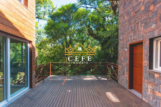 Imagem Casa com 4 Quartos à Venda, 385 m² em Centro - Gramado