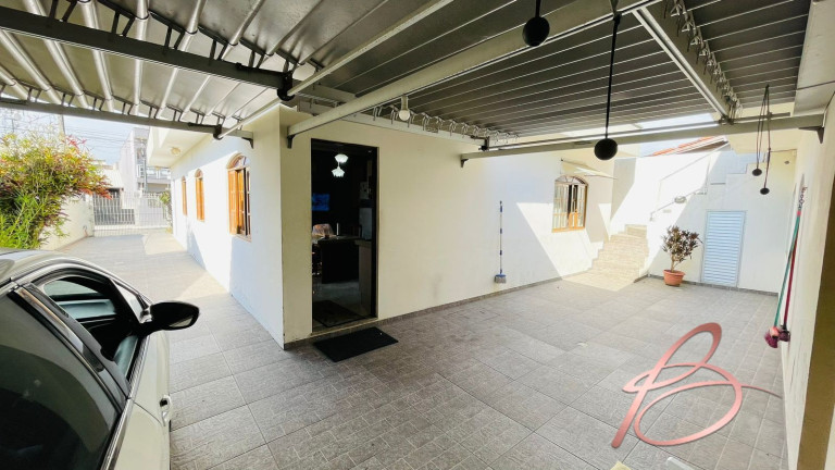 Imagem Casa com 3 Quartos à Venda, 161 m² em São João - Itajaí