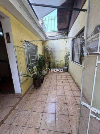 Imagem Casa com 4 Quartos para Alugar, 224 m² em Jardim Maria Helena - Guarulhos Imagem Casa com 4 Quartos para Alugar, 224 m² em Jardim Maria Helena - Guarulhos