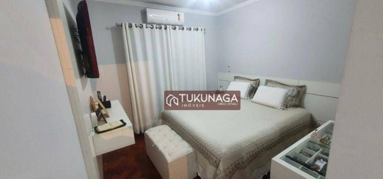 Imagem Sobrado com 3 Quartos à Venda, 252 m² em Parque Renato Maia - Guarulhos Imagem Sobrado com 3 Quartos à Venda, 252 m² em Parque Renato Maia - Guarulhos