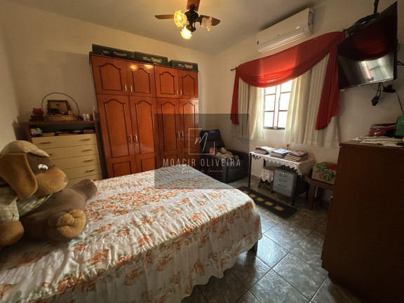 Imagem Casa com 3 Quartos à Venda, 240 m² em Vila São Silvestre - Ourinhos