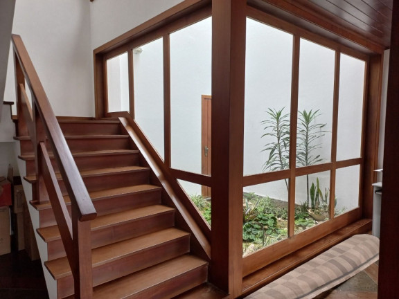 Imagem Casa com 4 Quartos à Venda, 326 m² em Araras - Teresópolis Imagem Casa com 4 Quartos à Venda, 326 m² em Araras - Teresópolis