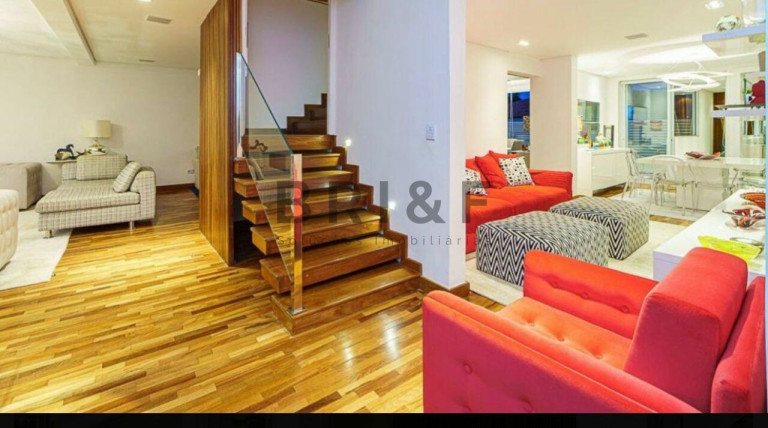 Imagem Casa com 3 Quartos à Venda, 550 m² em Pacaembu - São Paulo Imagem Casa com 3 Quartos à Venda, 550 m² em Pacaembu - São Paulo