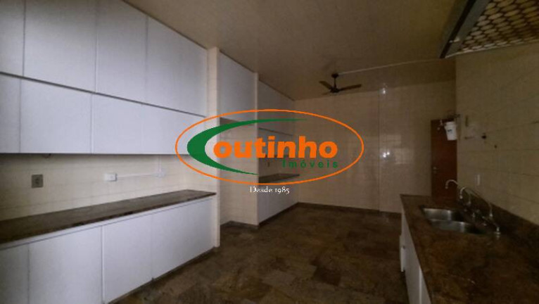 Imagem Apartamento com 3 Quartos à Venda, 180 m² em Vila Isabel - Rio De Janeiro Imagem Apartamento com 3 Quartos à Venda, 180 m² em Vila Isabel - Rio De Janeiro