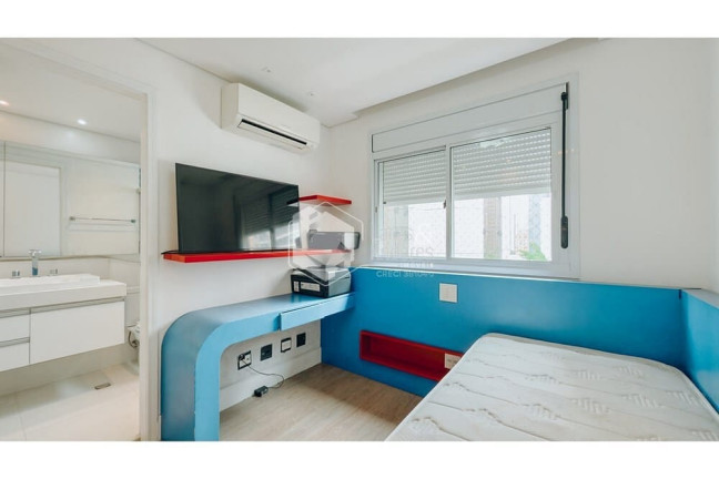 Imagem Apartamento com 3 Quartos à Venda, 143 m² em Moema - São Paulo