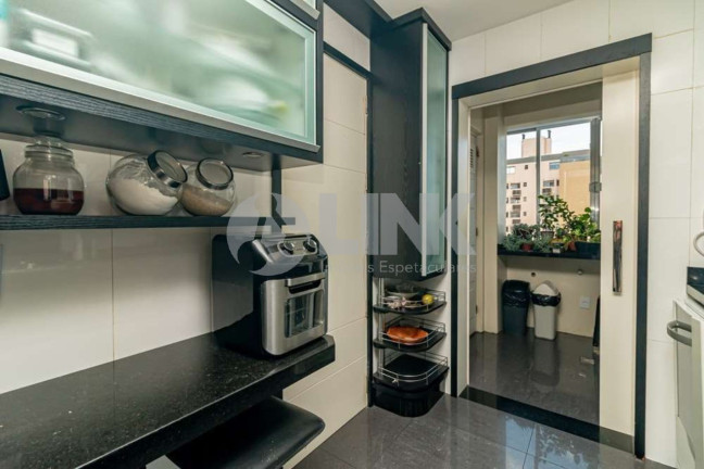 Imagem Apartamento com 3 Quartos à Venda, 113 m² em Petropolis - Porto Alegre Imagem Apartamento com 3 Quartos à Venda, 113 m² em Petropolis - Porto Alegre