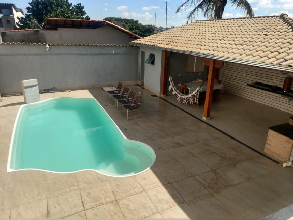Imagem Casa com 3 Quartos à Venda, 150 m² em Veneza - Ribeirão Das Neves