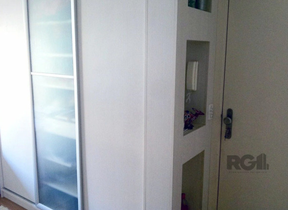 Imagem Apartamento com 1 Quarto à Venda, 27 m² em Centro Histórico - Porto Alegre Imagem Apartamento com 1 Quarto à Venda, 27 m² em Centro Histórico - Porto Alegre