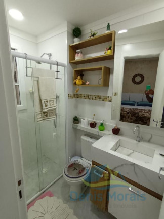 Imagem Imóvel com 3 Quartos à Venda, 72 m² Imagem Imóvel com 3 Quartos à Venda, 72 m²