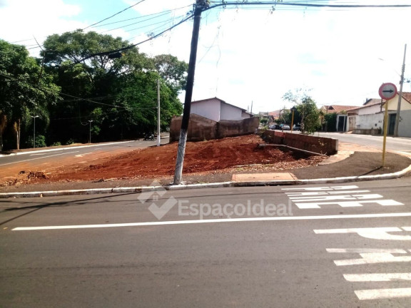 Imagem Terreno à Venda, 487 m² em Vila Paccola - Lençóis Paulista Imagem Terreno à Venda, 487 m² em Vila Paccola - Lençóis Paulista