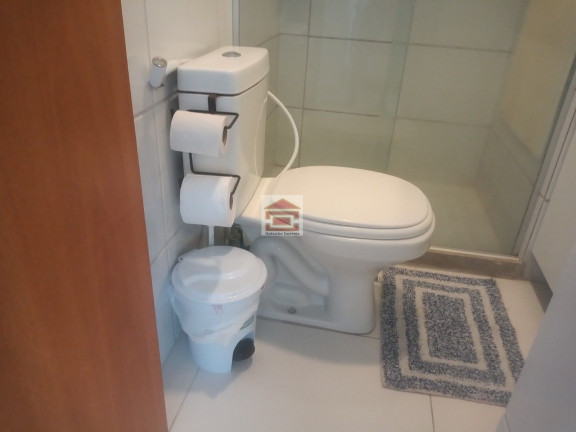 Imagem Apartamento com 1 Quarto à Venda, 28 m² Imagem Apartamento com 1 Quarto à Venda, 28 m²