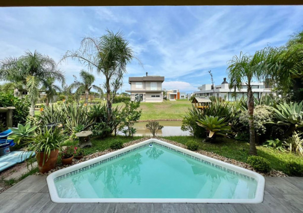 Imagem Casa com 3 Quartos à Venda, 350 m² em -- - Capao Da Canoa Imagem Casa com 3 Quartos à Venda, 350 m² em -- - Capao Da Canoa