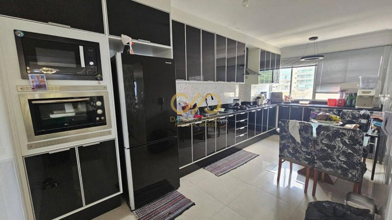 Imagem Cobertura com 4 Quartos à Venda, 375 m² em Canto Do Forte - Praia Grande Imagem Cobertura com 4 Quartos à Venda, 375 m² em Canto Do Forte - Praia Grande