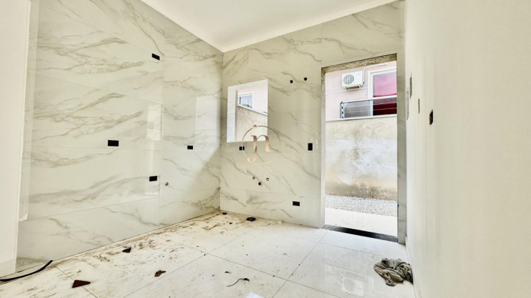 Imagem Casa de Condomínio com 2 Quartos à Venda, em Sítio Cercado - Curitiba Imagem Casa de Condomínio com 2 Quartos à Venda, em Sítio Cercado - Curitiba