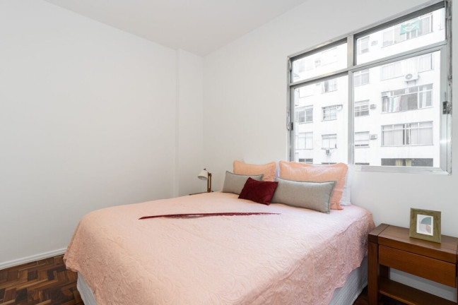 Imagem Apartamento com 1 Quarto à Venda, 46 m² em Humaitá - Rio De Janeiro Imagem Apartamento com 1 Quarto à Venda, 46 m² em Humaitá - Rio De Janeiro
