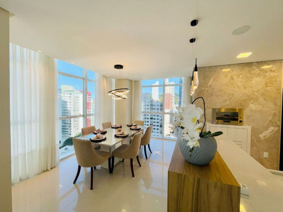 Imagem Apartamento com 4 Quartos à Venda, 145 m² em Centro - Balneário Camboriú Imagem Apartamento com 4 Quartos à Venda, 145 m² em Centro - Balneário Camboriú