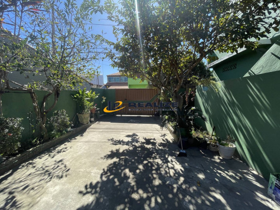 Imagem Casa com 3 Quartos à Venda, 250 m² em Parque Jóquei Club - Campos Dos Goytacazes