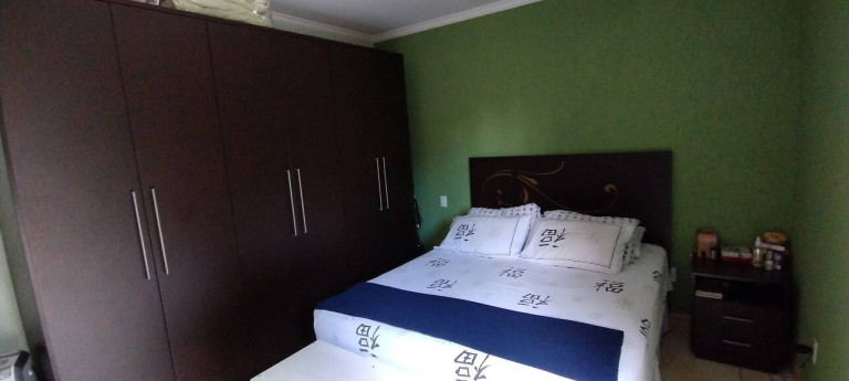 Imagem Casa com 4 Quartos à Venda, 150 m² em Vila Cleonice - São Paulo