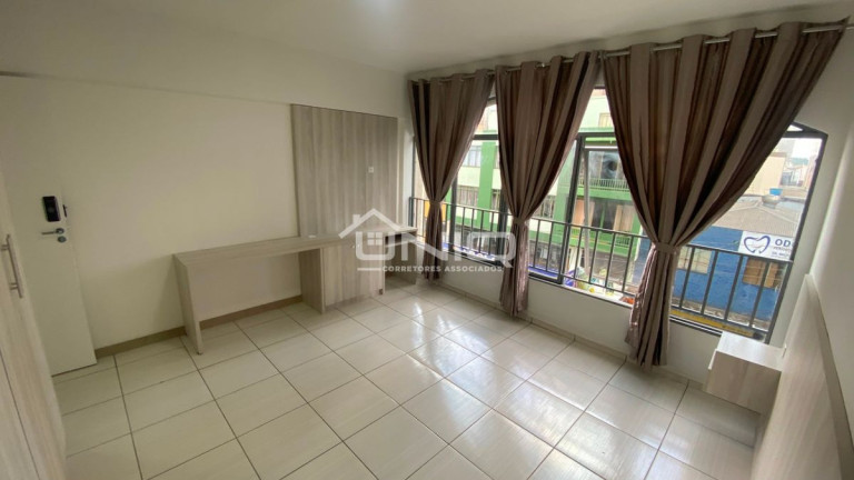 Imagem Apartamento com 5 Quartos para Alugar, em Centro - Pato Branco Imagem Apartamento com 5 Quartos para Alugar, em Centro - Pato Branco