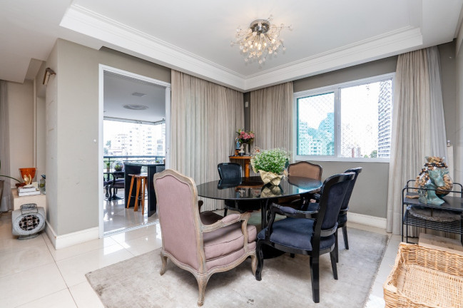 Imagem Apartamento com 4 Quartos à Venda, 215 m² em Aclimação - São Paulo Imagem Apartamento com 4 Quartos à Venda, 215 m² em Aclimação - São Paulo